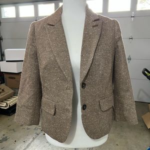 Great tweed-like blazer with cute elbow patches